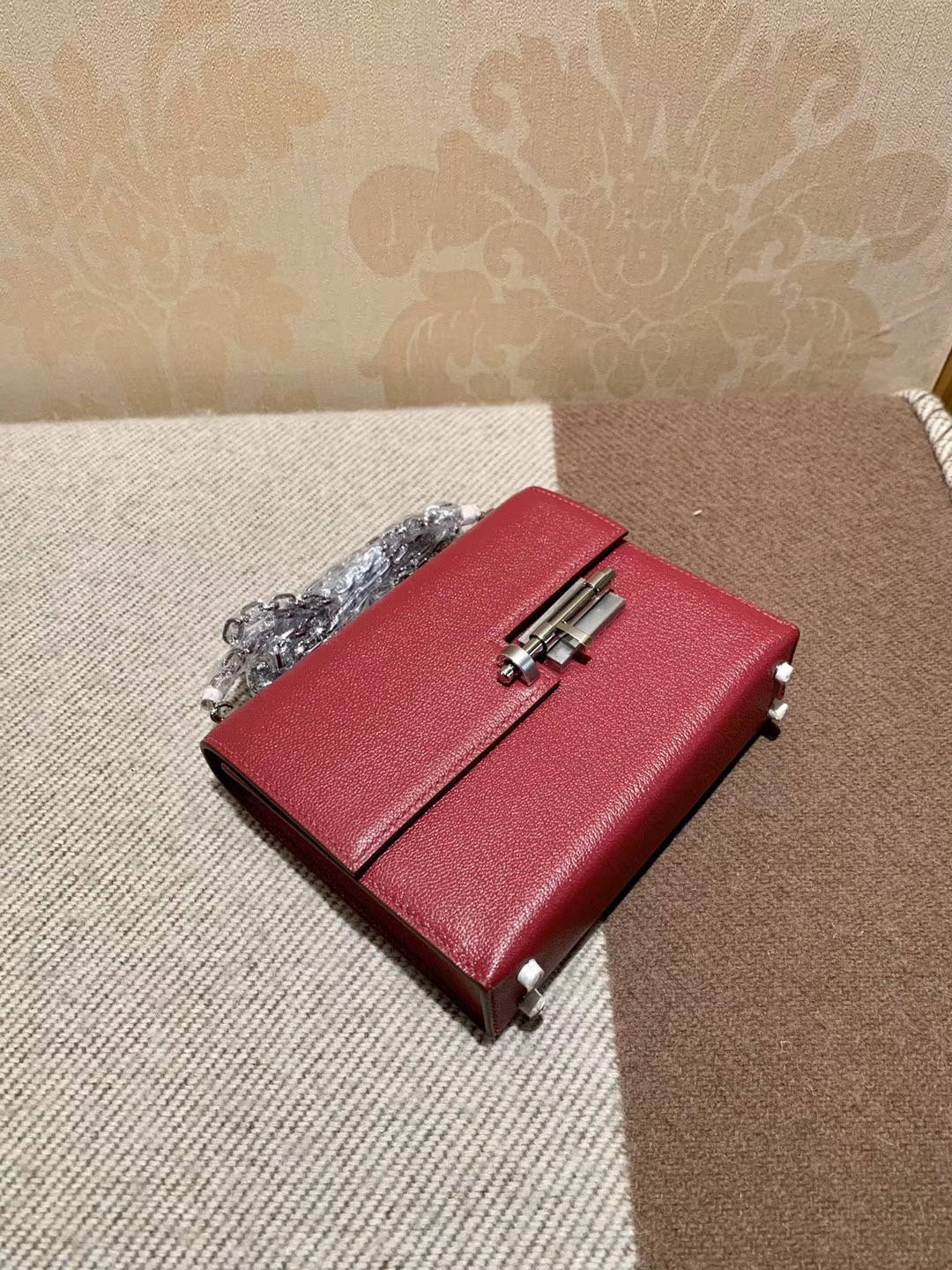 机关枪 叉烧包 Verrou 小号17cm K1石榴红 rouge grenat 山羊皮 银链 很漂亮的暗红色