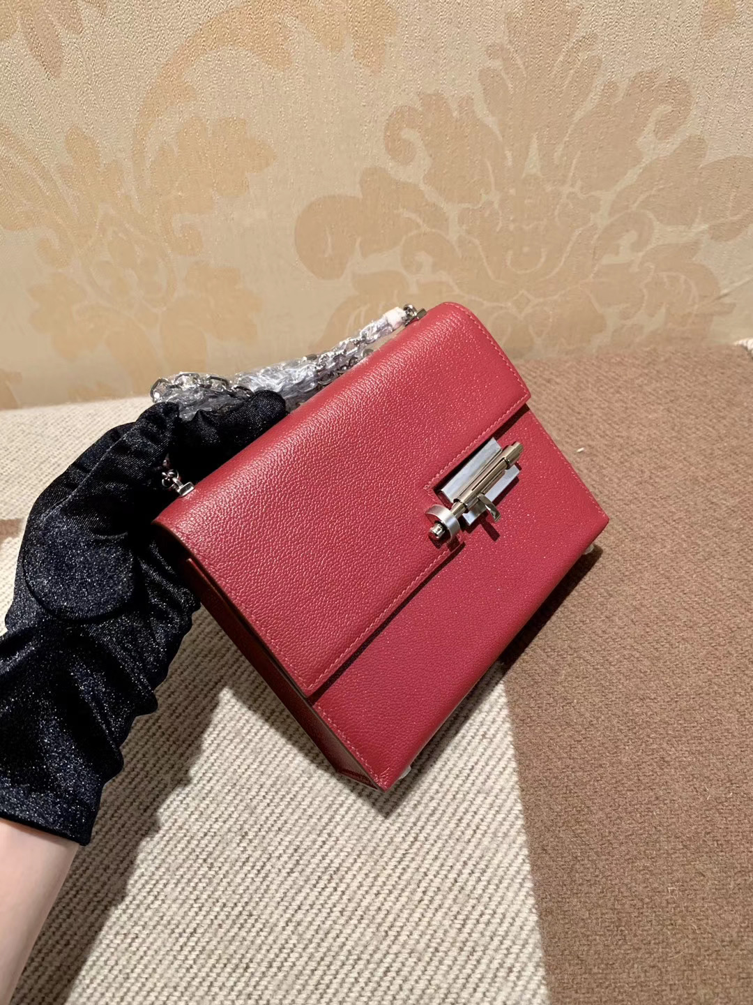 机关枪 叉烧包 Verrou 小号17cm K1石榴红 rouge grenat 山羊皮 银链 很漂亮的暗红色